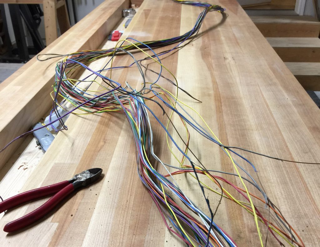 N scale model railroading, small n scale layout, model railroading bench work, lenz DCC, LZV100, LV101, N scale railroad planning, wiring model railroad